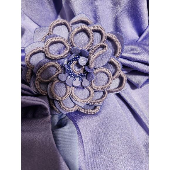 NEW Agua Bendita Ina Tile Embellished Flower Plunge V-Neck One Piece Swimsuit - Picture 6 of 9